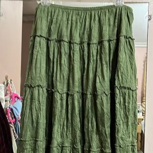 Green polyester midi skirt with sequins and lace on bottom